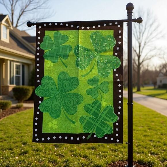 Shamrock Summit St. Patrick's Day Double-Sided Garden Flag Green - Picture 1 of 2